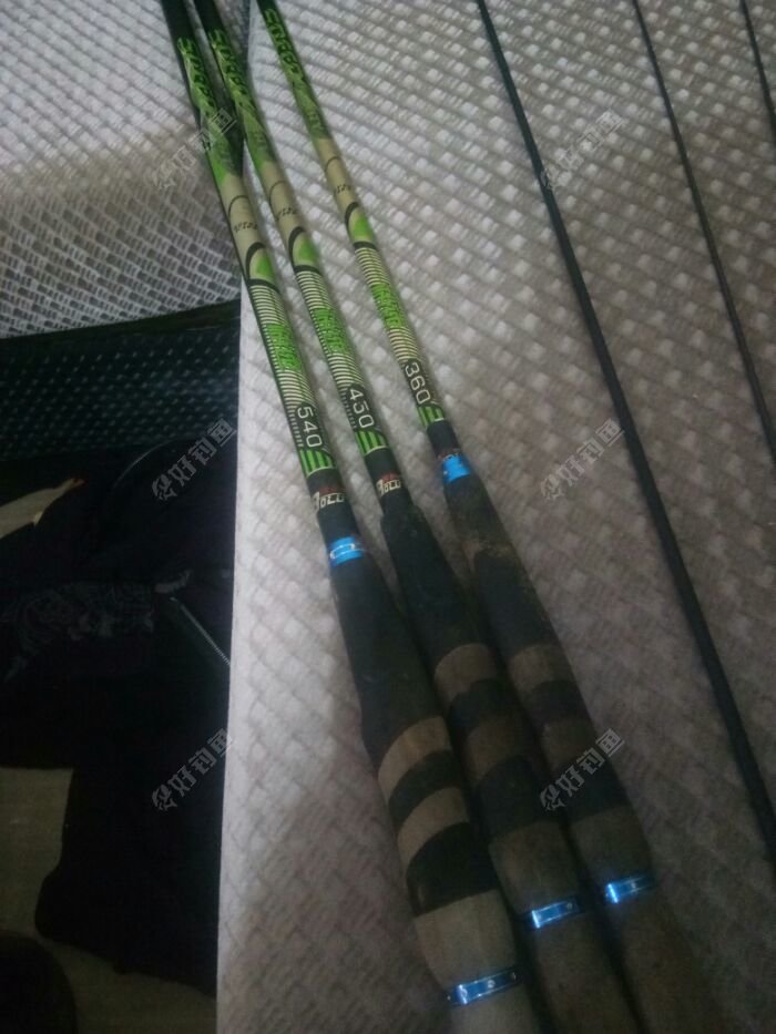 跟随我征战多年，手感不错一口气买了三根，表面有点脏，不要在意这些细节?