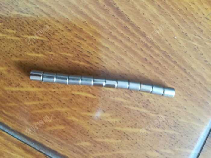 强磁在废旧磁力阀里边卸下来的