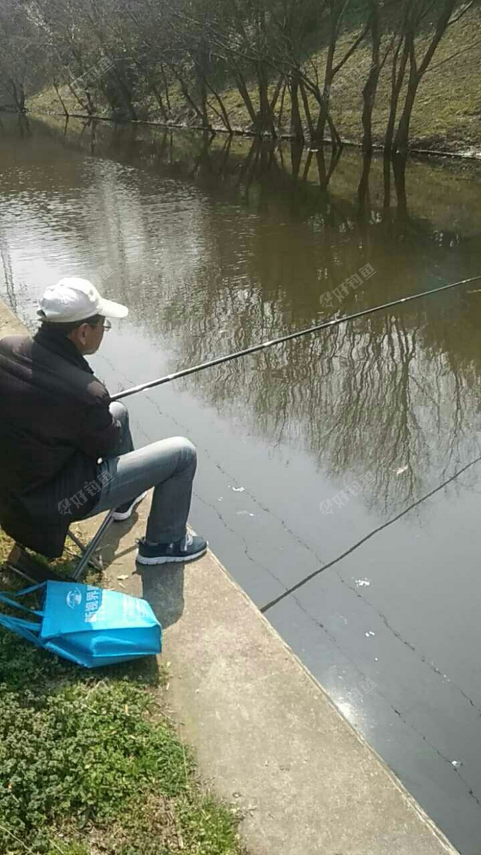 军工路国泰市场旁