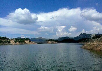 小南山水库