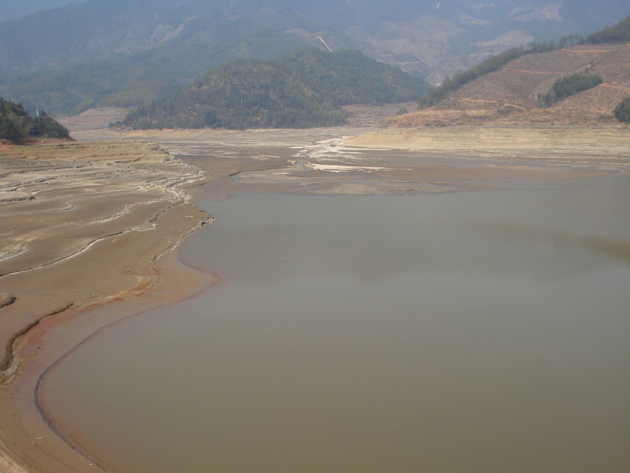 鲤鱼尾水库