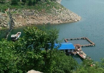 八仙洞老马渔排