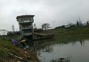 季华大桥丰年水闸