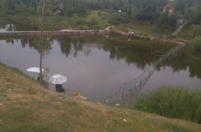 董家阿拉斯加钓鱼池