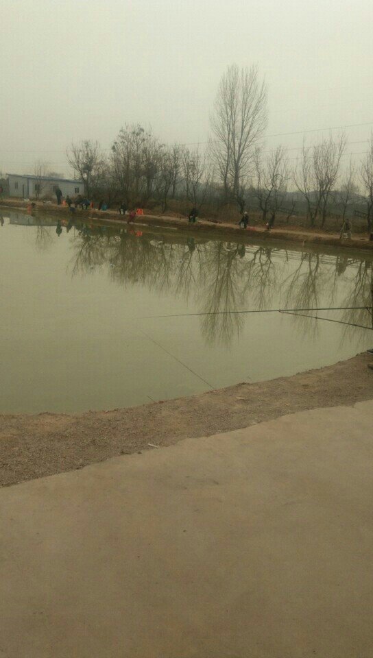 秦汉生态烧烤垂钓园