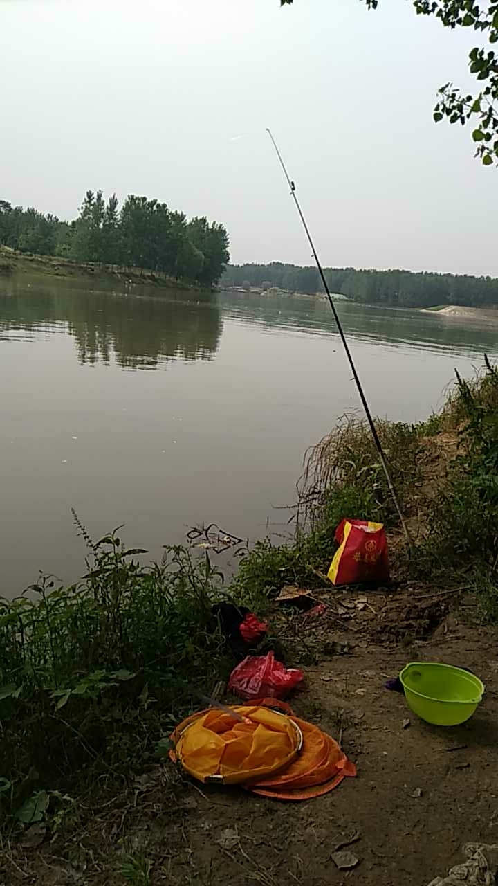 沙颖河新安集大闸段