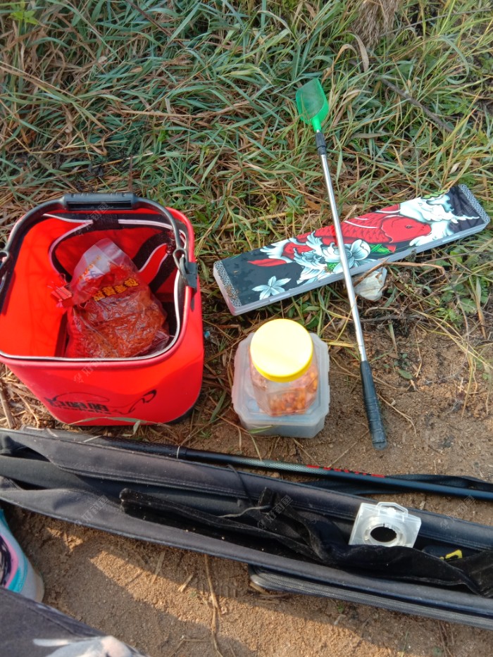 打水桶装配件和零散的东西，